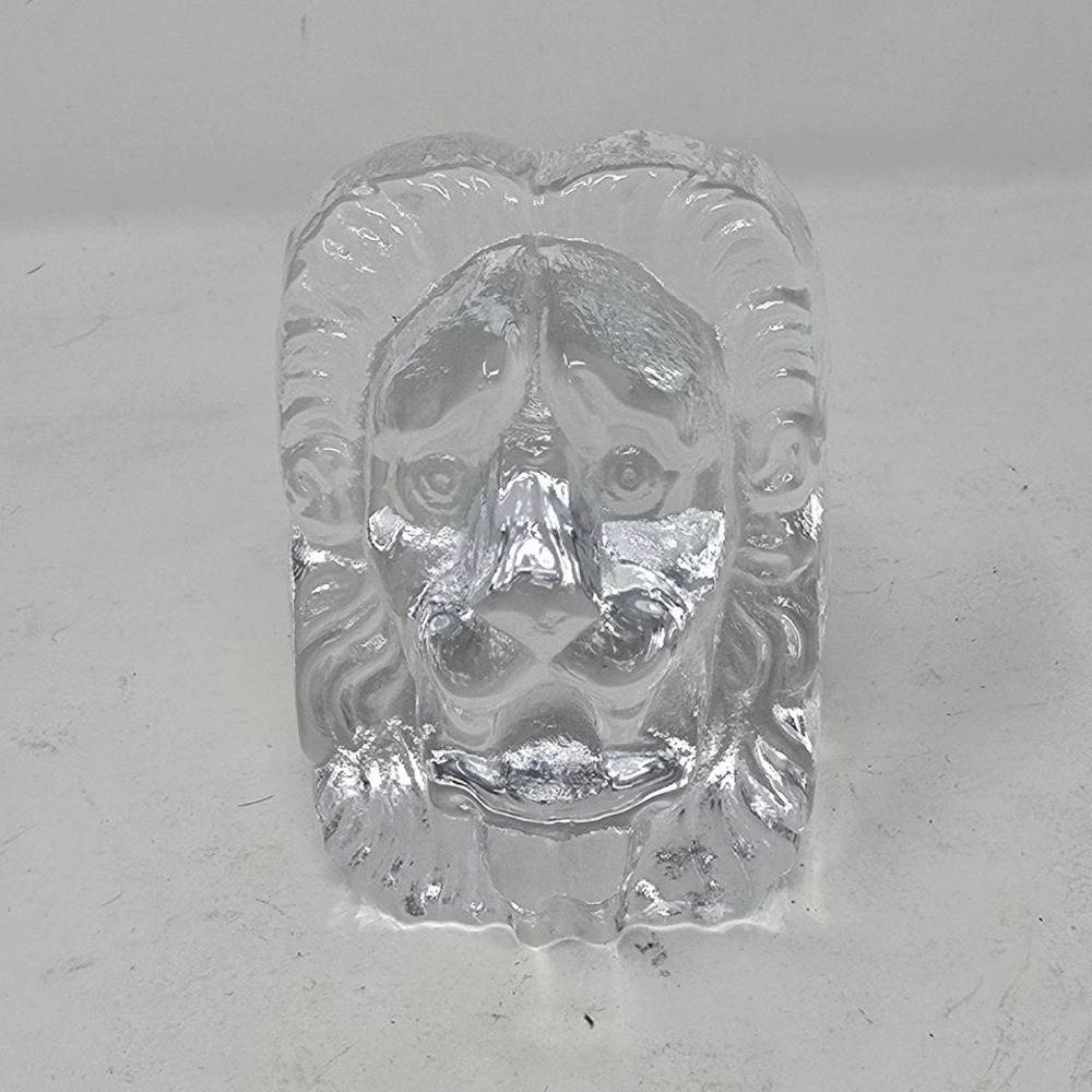 Vtg Nybro Sweden lion head‎ signed crystal paperweight art glass figurine animal